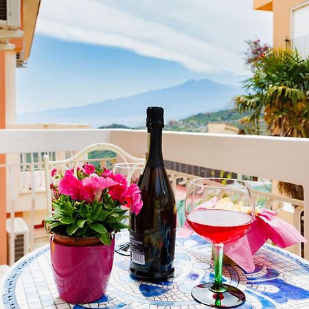 Casa Vacanze Marilyn Apartment Taormina Bagian luar foto